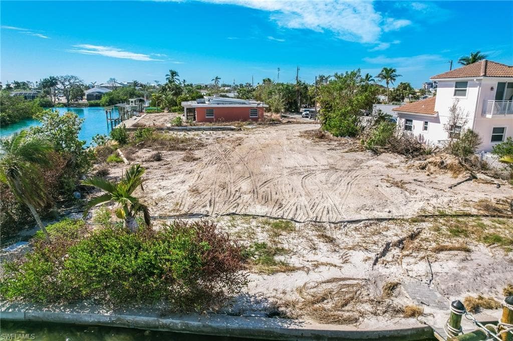 474 Washington CT, FORT MYERS BEACH FL 33931-4