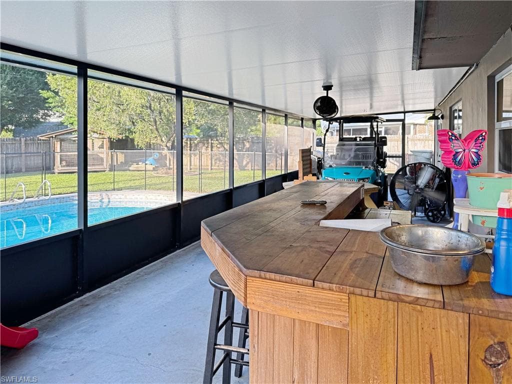 221 De Soto AVE, CLEWISTON FL 33440-42