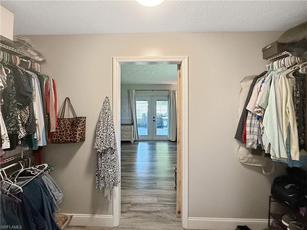 221 De Soto AVE, CLEWISTON FL 33440-21