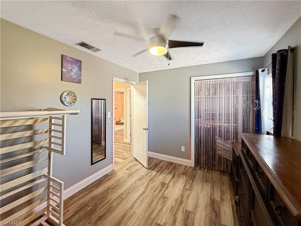 221 De Soto AVE, CLEWISTON FL 33440-27