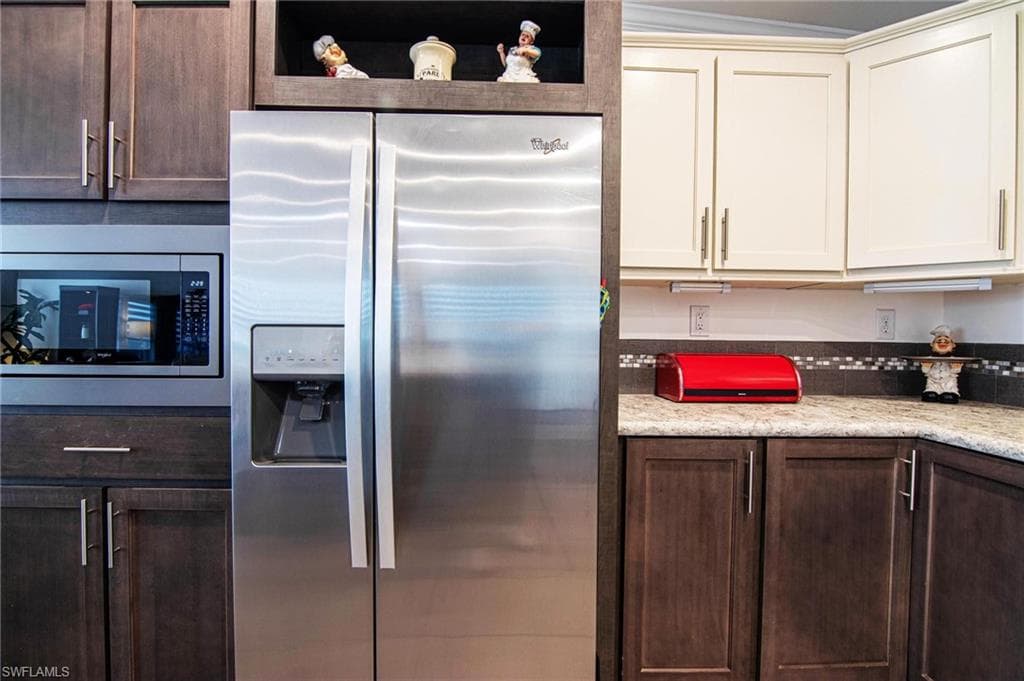 417 Snead DR, NORTH FORT MYERS FL 33903-9