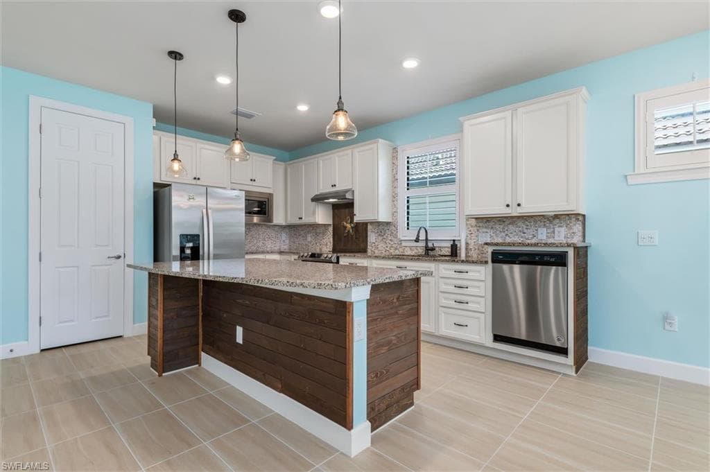 2633 Daisy DR, NORTH PORT FL 34289-7