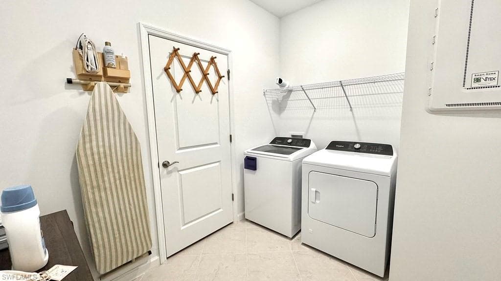 17578 Winding Oak LN, NORTH FORT MYERS FL 33917-17