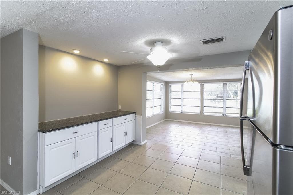 4215 Tarpon RD, VENICE FL 34293-3