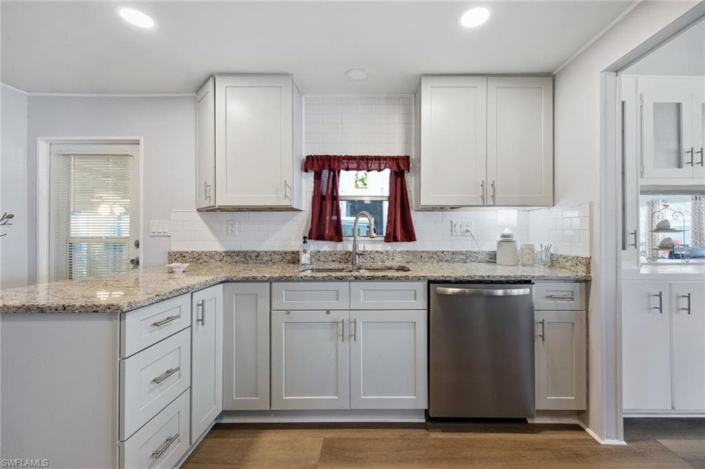 229 Trevino CT, NORTH FORT MYERS FL 33903-18