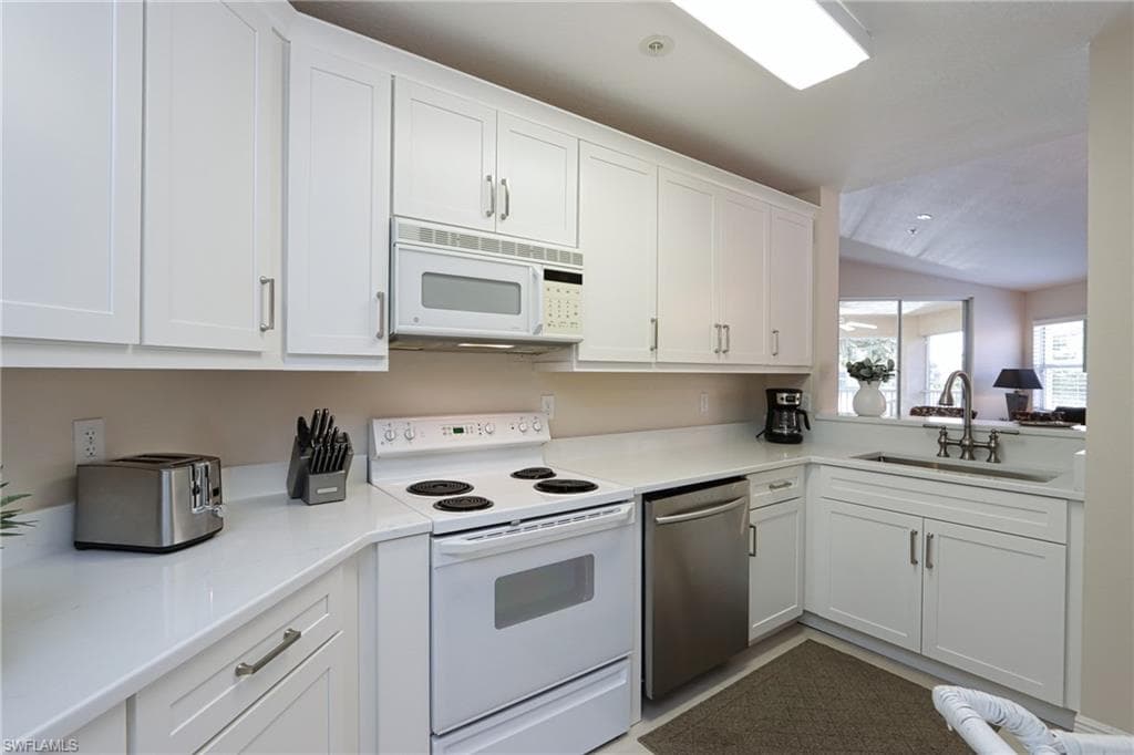 6544 Huntington Lakes CIR 9-204-9