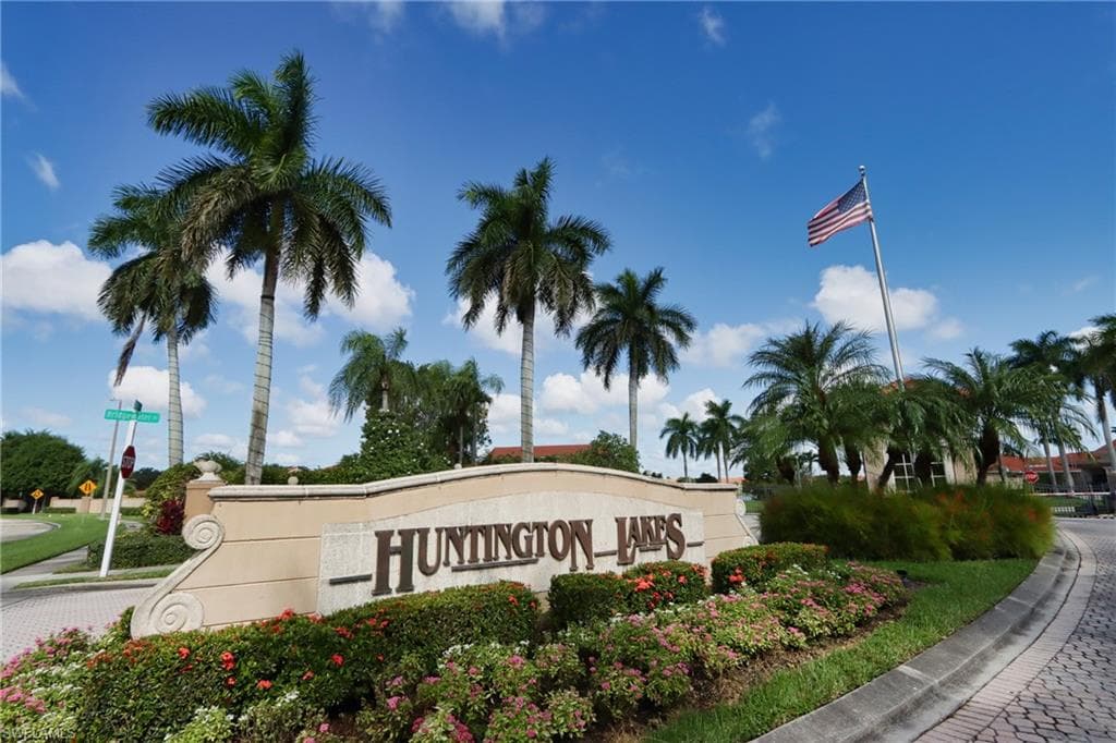 6544 Huntington Lakes CIR 9-204-30