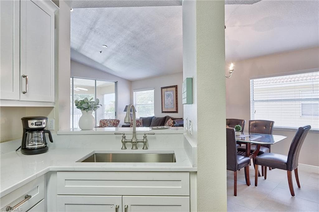6544 Huntington Lakes CIR 9-204-10