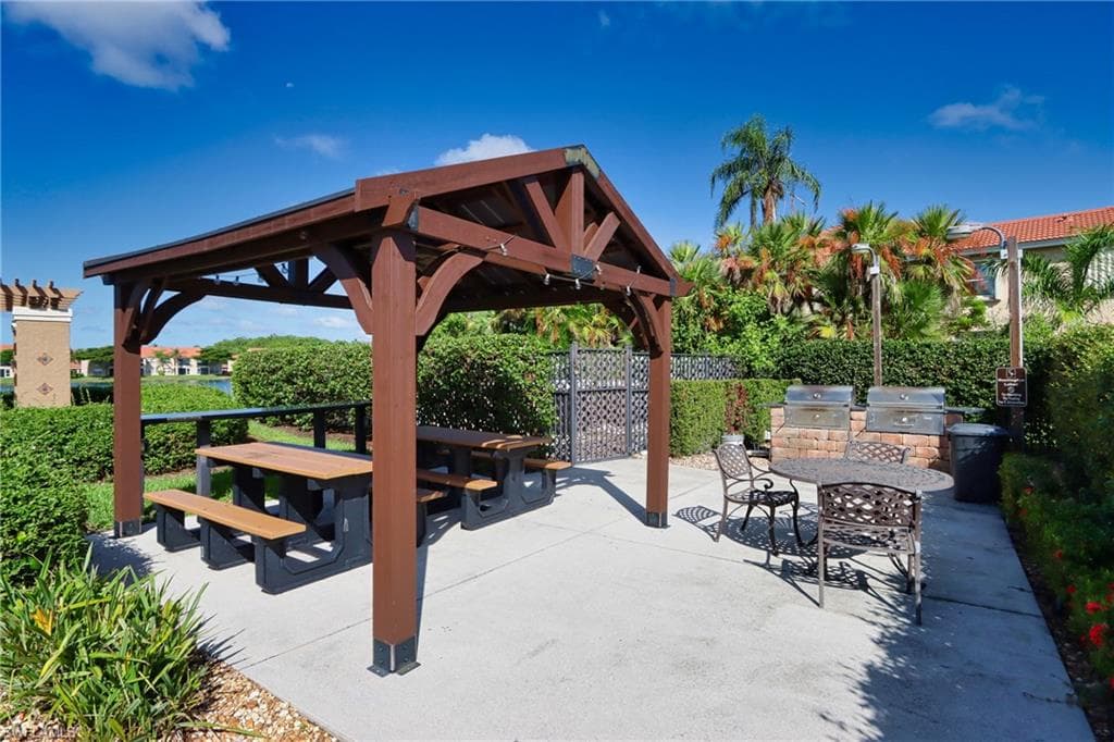 6544 Huntington Lakes CIR 9-204-25