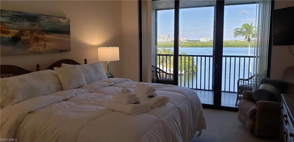15 Bluebill AVE 406-9