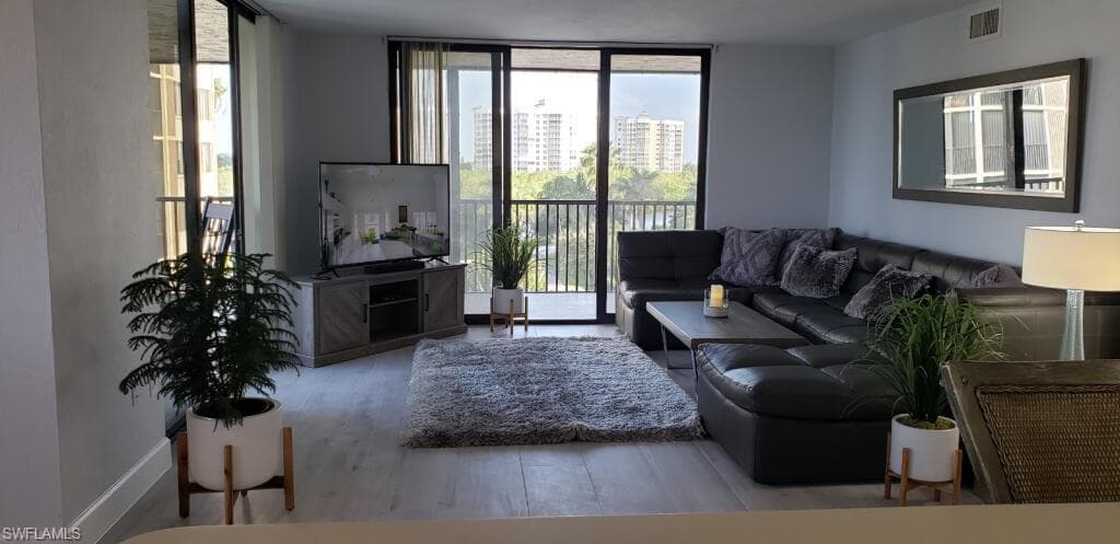 15 Bluebill AVE 406-18