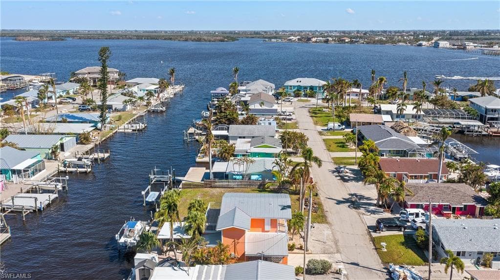 2504 Bayshore DR-33