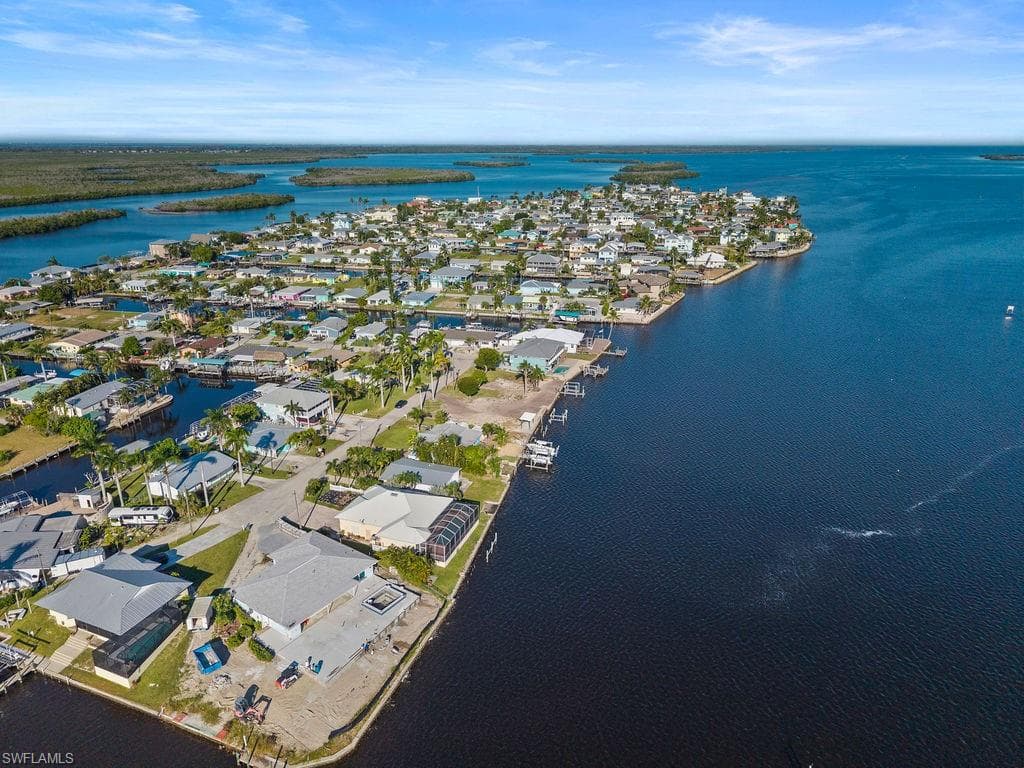 2504 Bayshore DR-34