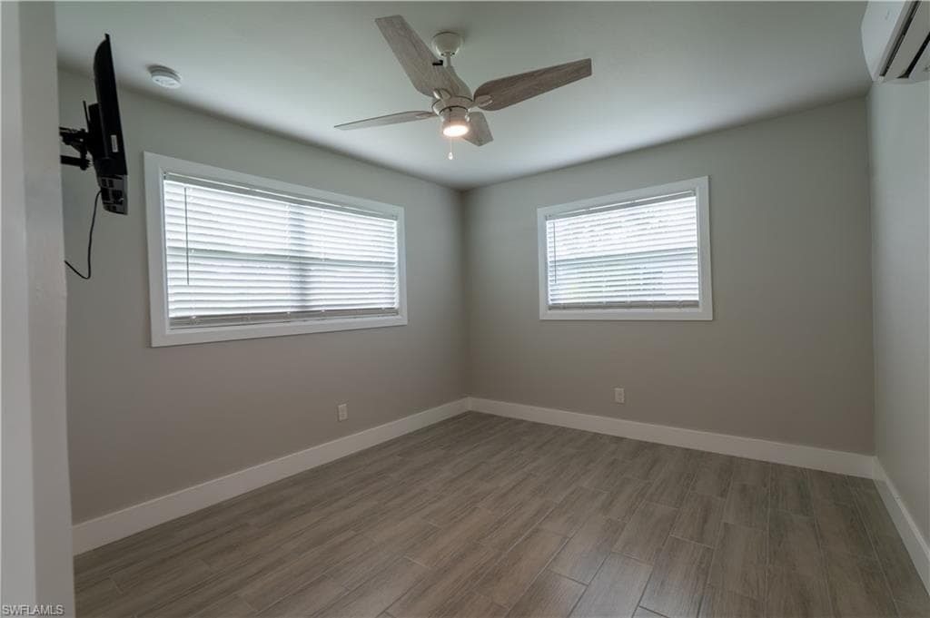 1313 Thompson ST, NORTH FORT MYERS FL 33903-14
