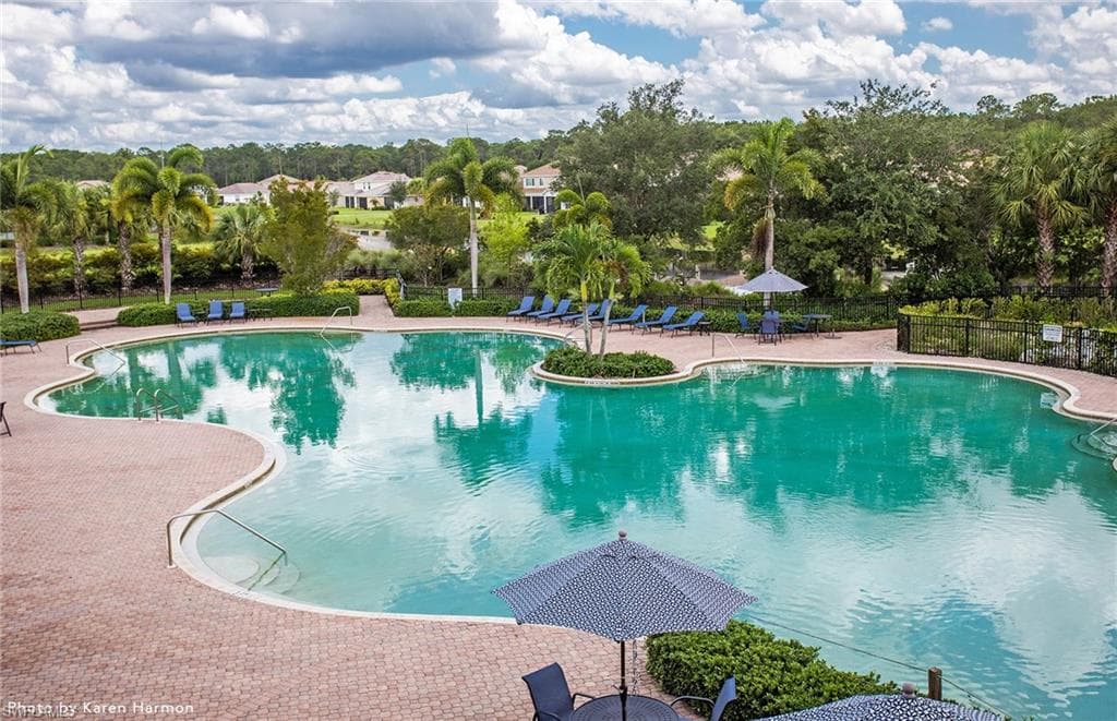 3922 Hampton CIR-42