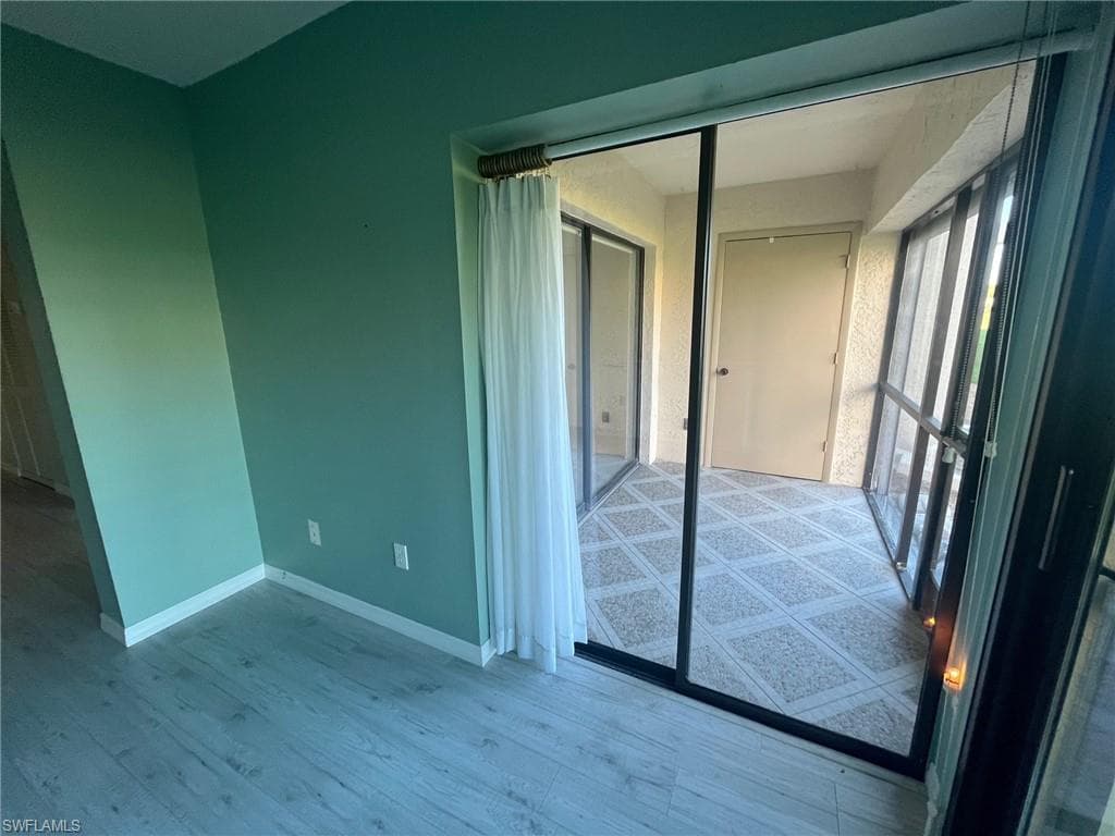 7406 Lake Breeze DR 118-9