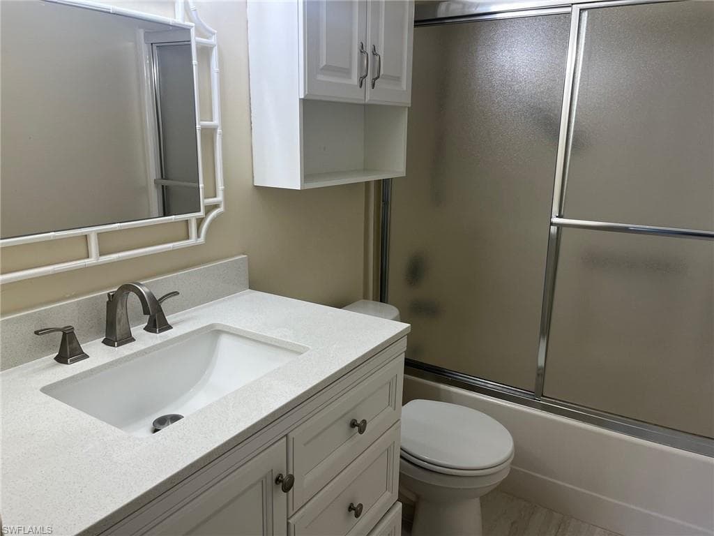 7406 Lake Breeze DR 118-15