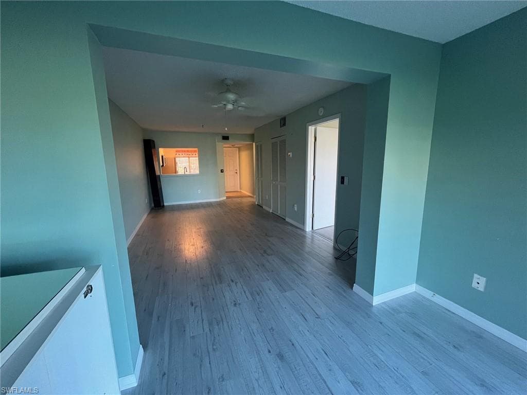 7406 Lake Breeze DR 118-11