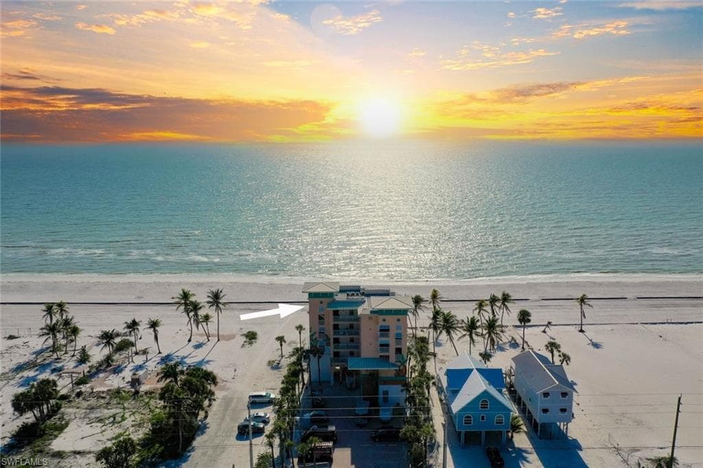 5480 Estero BLVD # 401, FORT MYERS BEACH FL 33931-11
