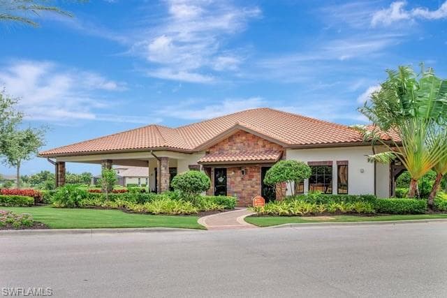9637 Montelanico LOOP 203-34