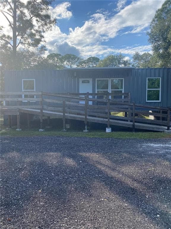 430 S Lindero ST-1