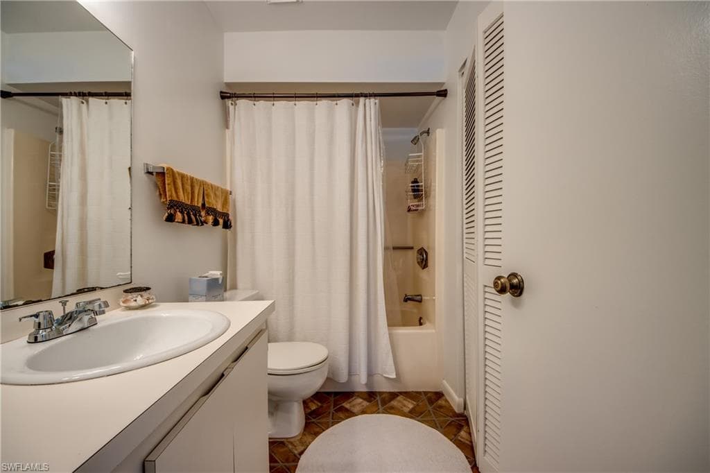 15456 Admiralty CIR # 10, NORTH FORT MYERS FL 33917-26