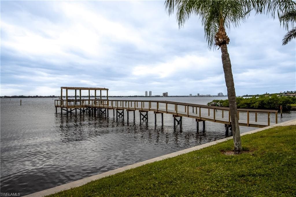 15456 Admiralty CIR # 10, NORTH FORT MYERS FL 33917-39