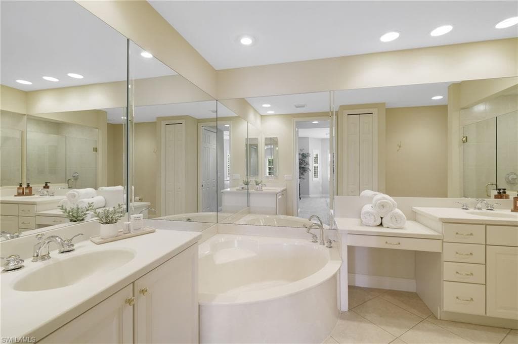 19741 Marino Lake CIR # 802, MIROMAR LAKES FL 33913-12