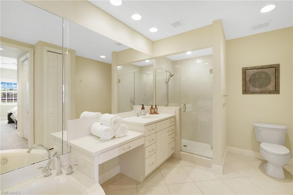 19741 Marino Lake CIR # 802, MIROMAR LAKES FL 33913-13