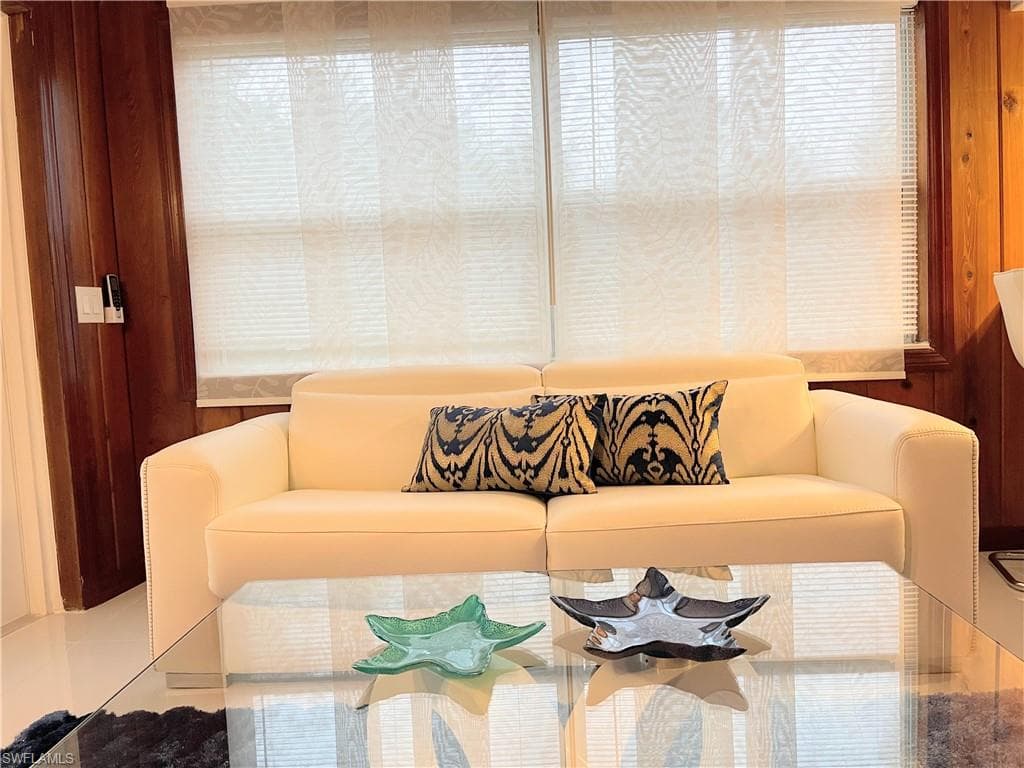 317 Nature View CT # 3, FORT MYERS BEACH FL 33931-33