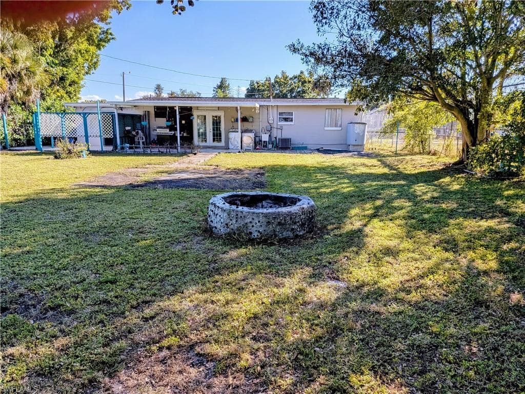 804 March ST, NORTH FORT MYERS FL 33903-3