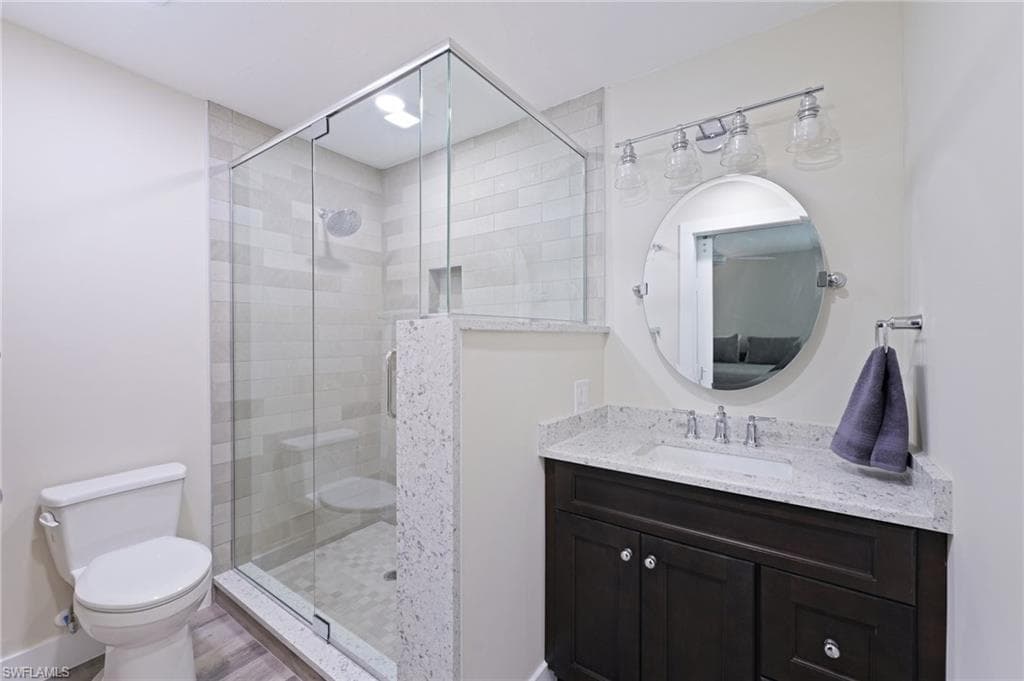 210 Hibiscus DR, FORT MYERS BEACH FL 33931-18