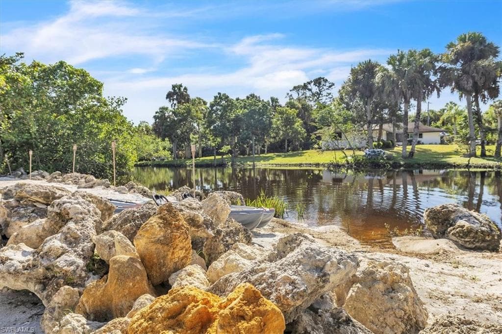 9470 Colony DR, NORTH FORT MYERS FL 33917-49