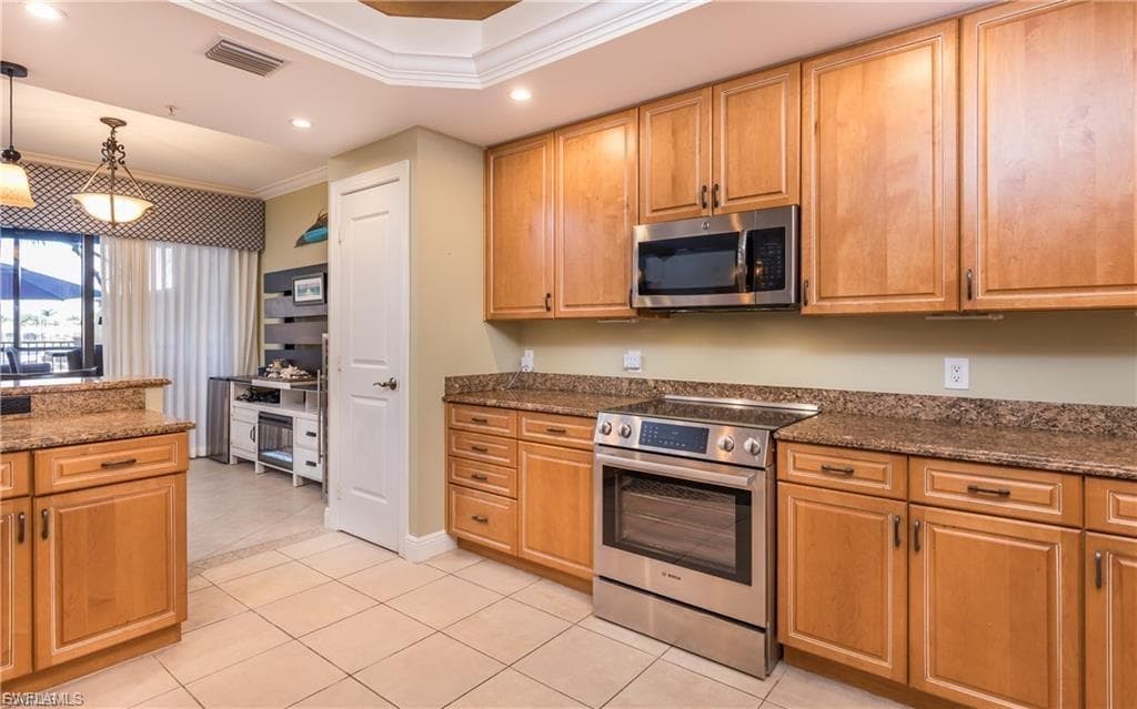 5704 Cape Harbour DR 105-14
