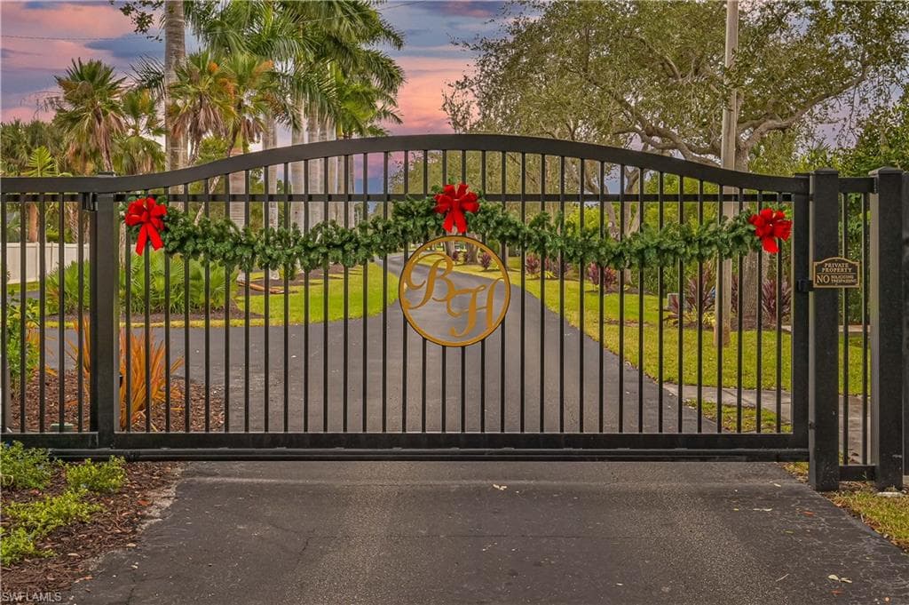 12641 Panasoffkee DR, NORTH FORT MYERS FL 33903-37