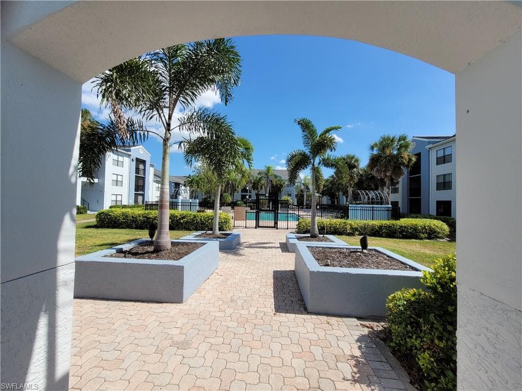 13625 Eagle Ridge DR 318-13