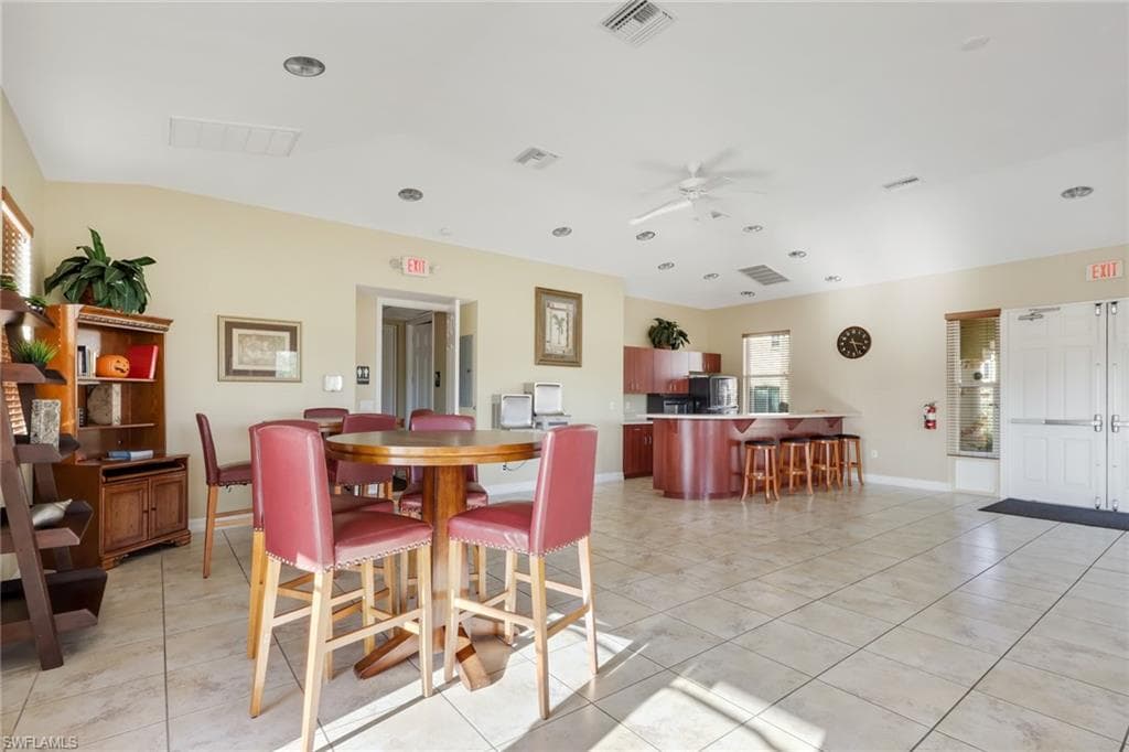 15061 Caspian Tern CT # 102, NORTH FORT MYERS FL 33917-29