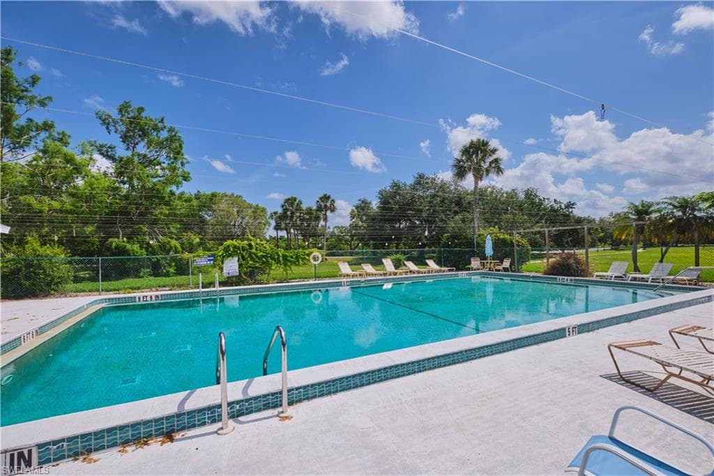 1051 Palm AVE # 117, NORTH FORT MYERS FL 33903-33