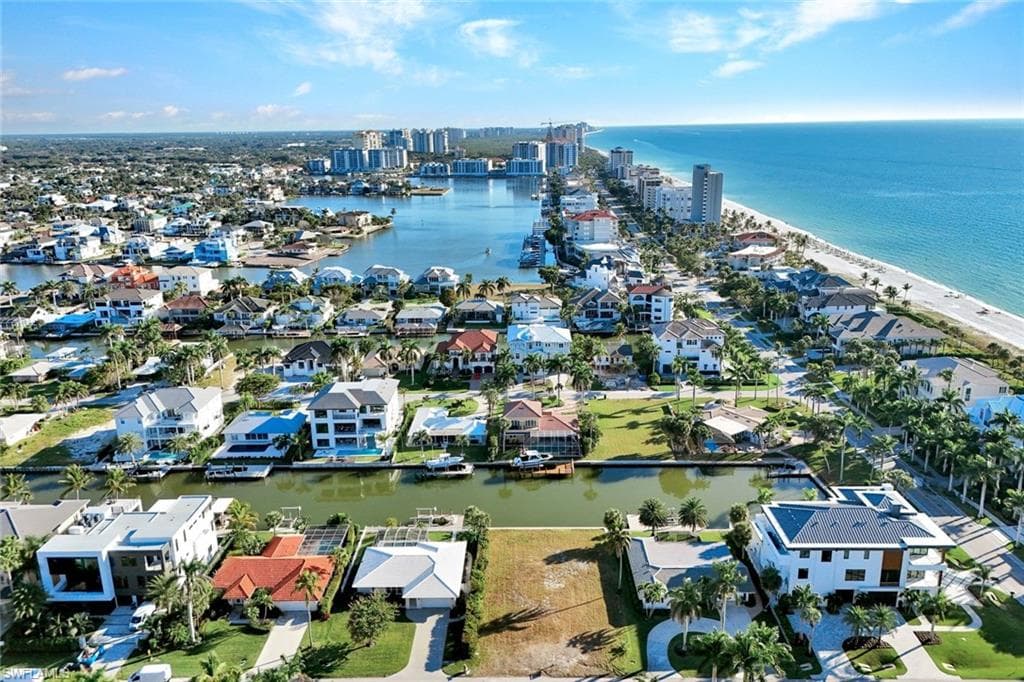 112 Seabreeze AVE-10