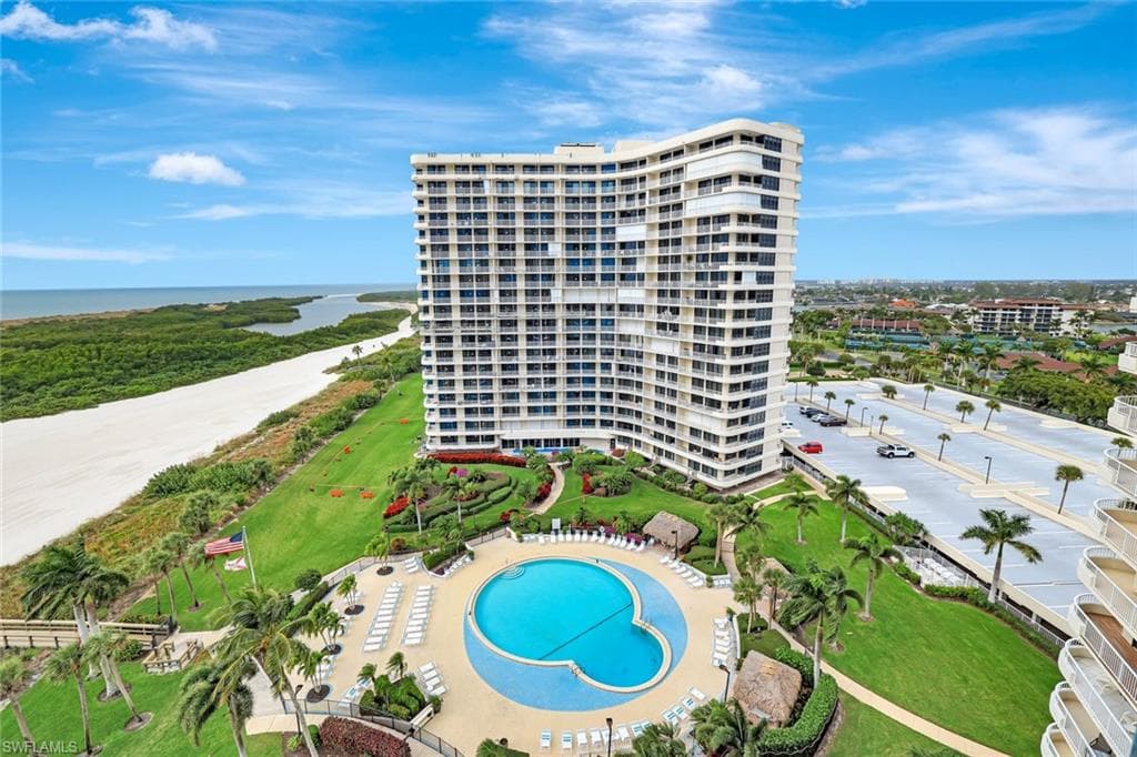 260 Seaview CT 1210-1