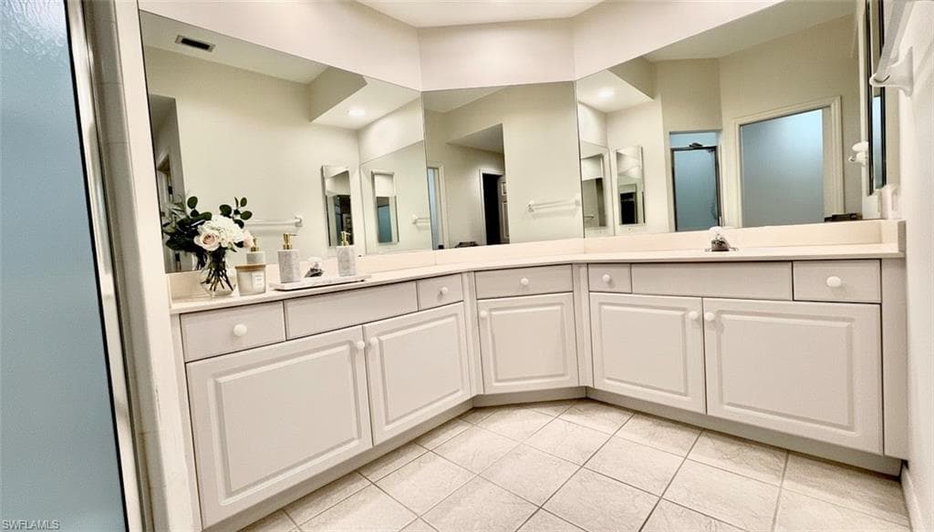 14999 Rivers Edge CT 202-5