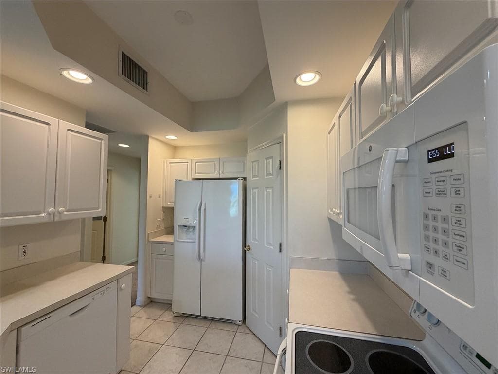 14999 Rivers Edge CT 202-34