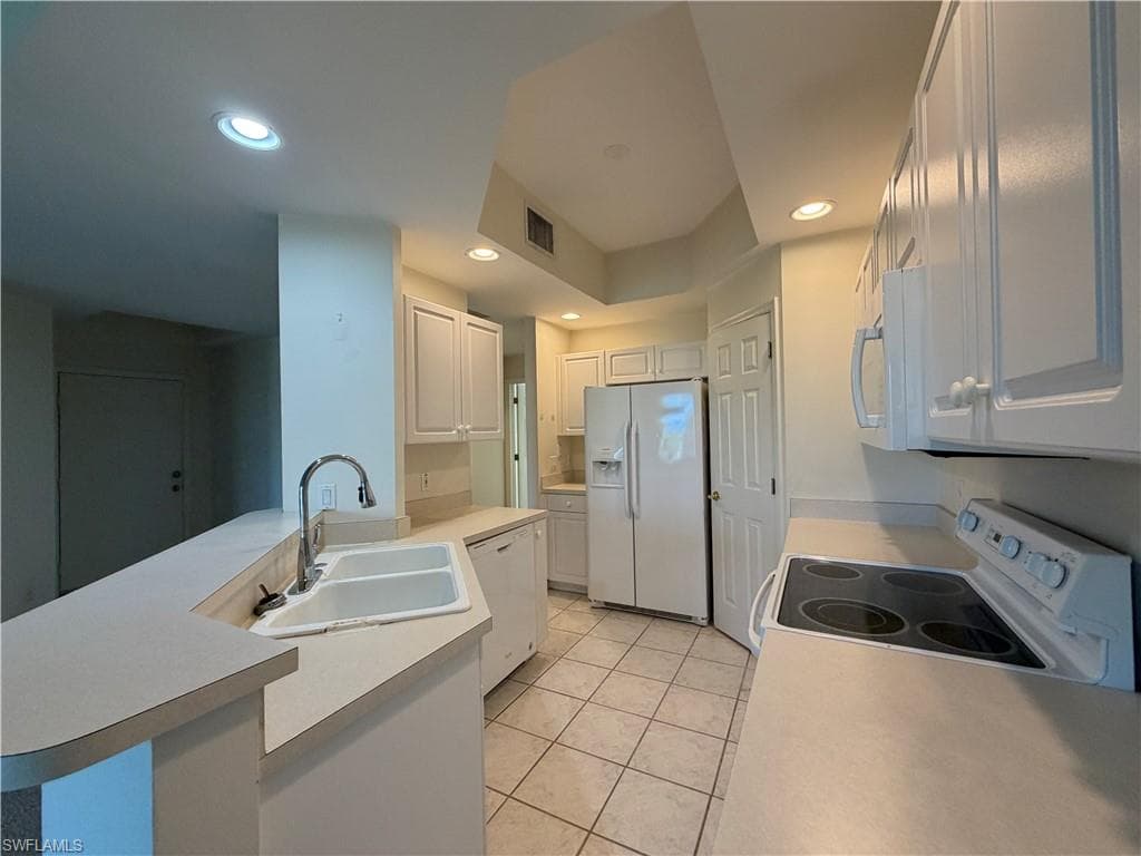 14999 Rivers Edge CT 202-35