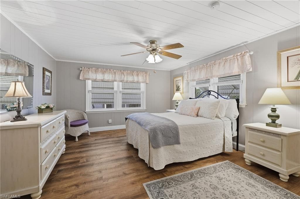 613 Pine Grove CT, NORTH FORT MYERS FL 33917-23