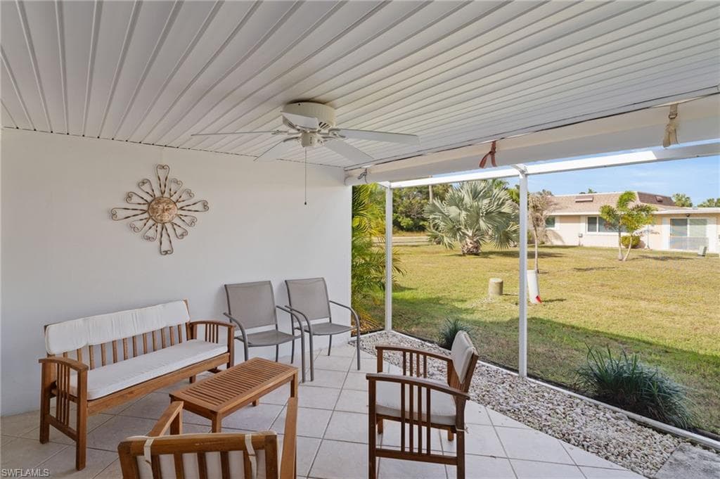 854 Pangola DR, NORTH FORT MYERS FL 33903-15