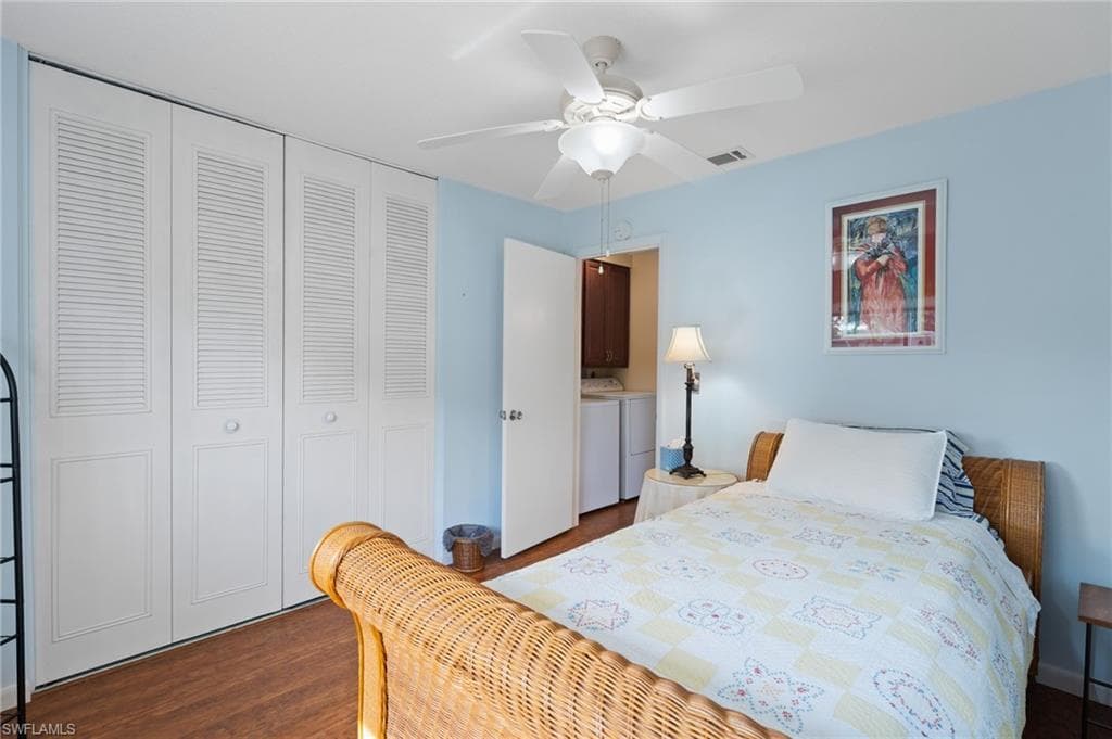 854 Pangola DR, NORTH FORT MYERS FL 33903-31