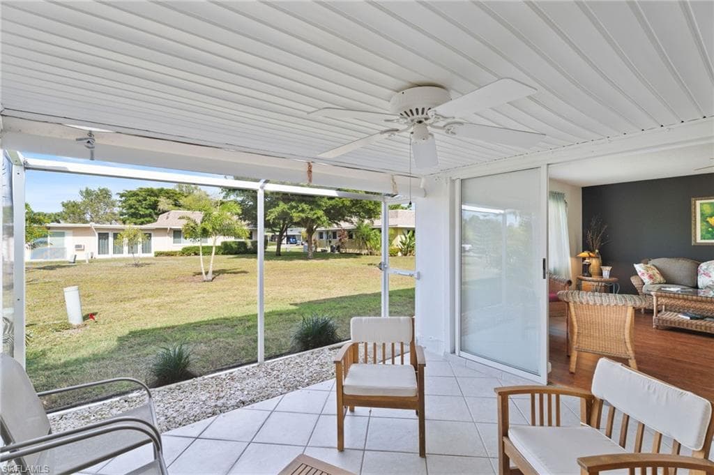 854 Pangola DR, NORTH FORT MYERS FL 33903-18