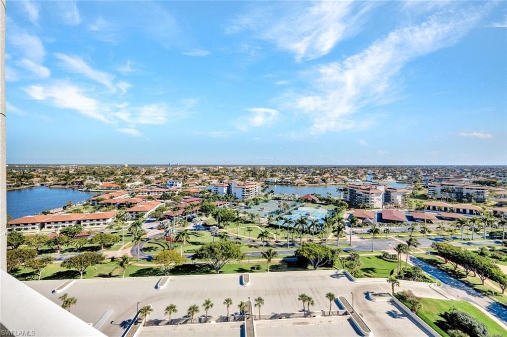 380 Seaview CT 1703-26