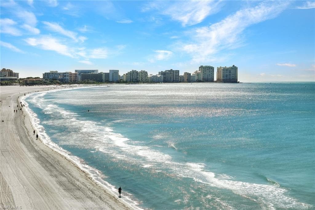 380 Seaview CT 1703-35
