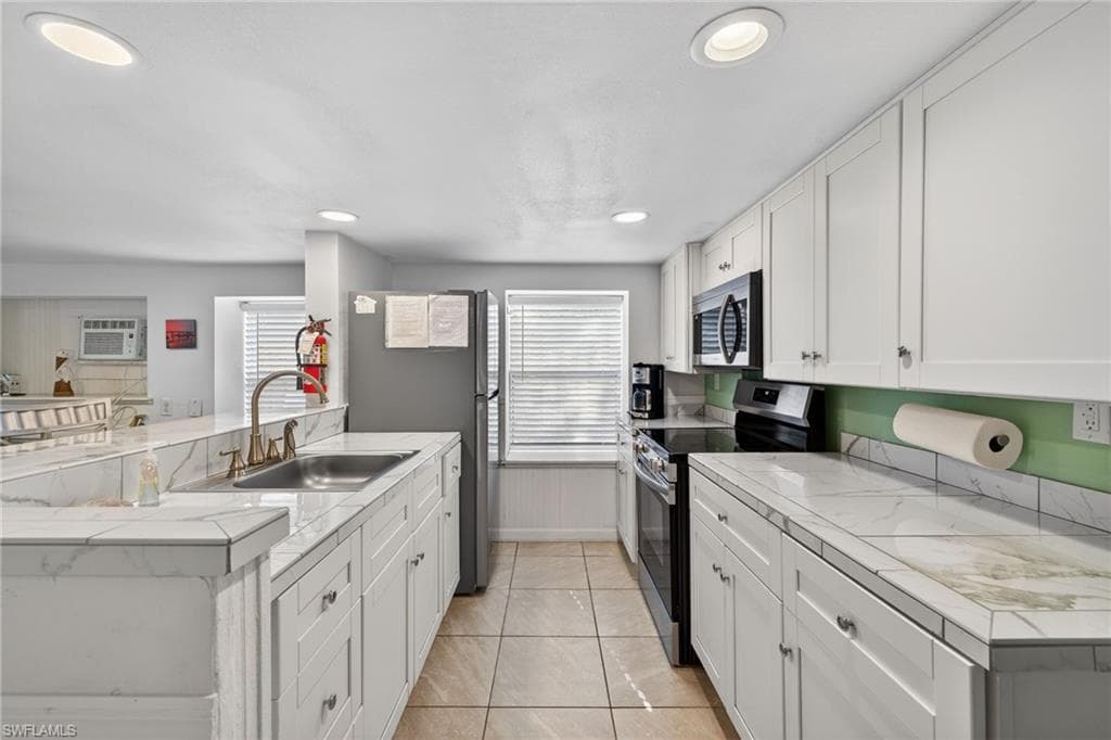201 Miramar ST, FORT MYERS BEACH FL 33931-27